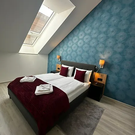 B40 Apartrooms